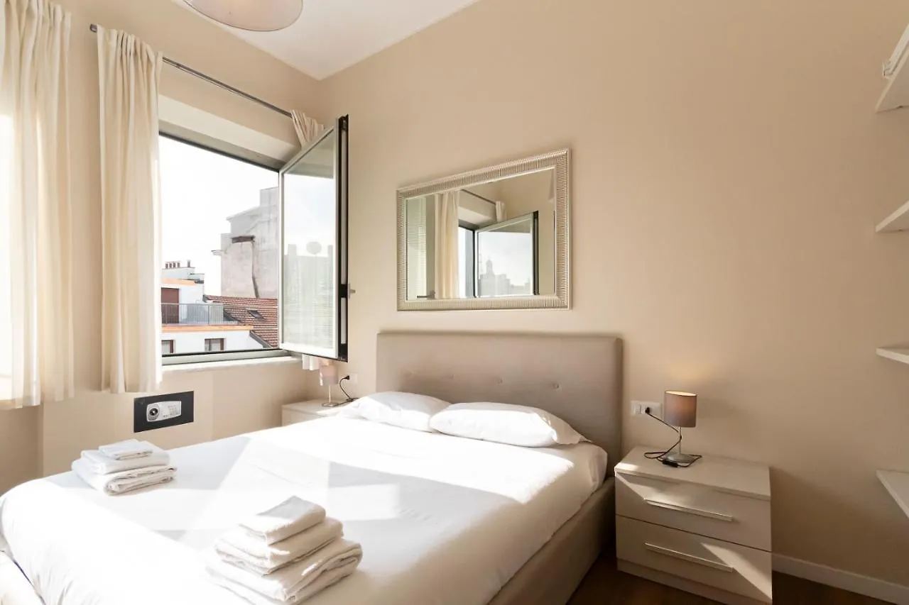 Via Torino Apartment 2 밀라노 이탈리아