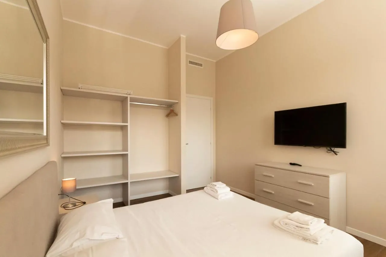 Via Torino Apartment 2 밀라노 0*,  이탈리아