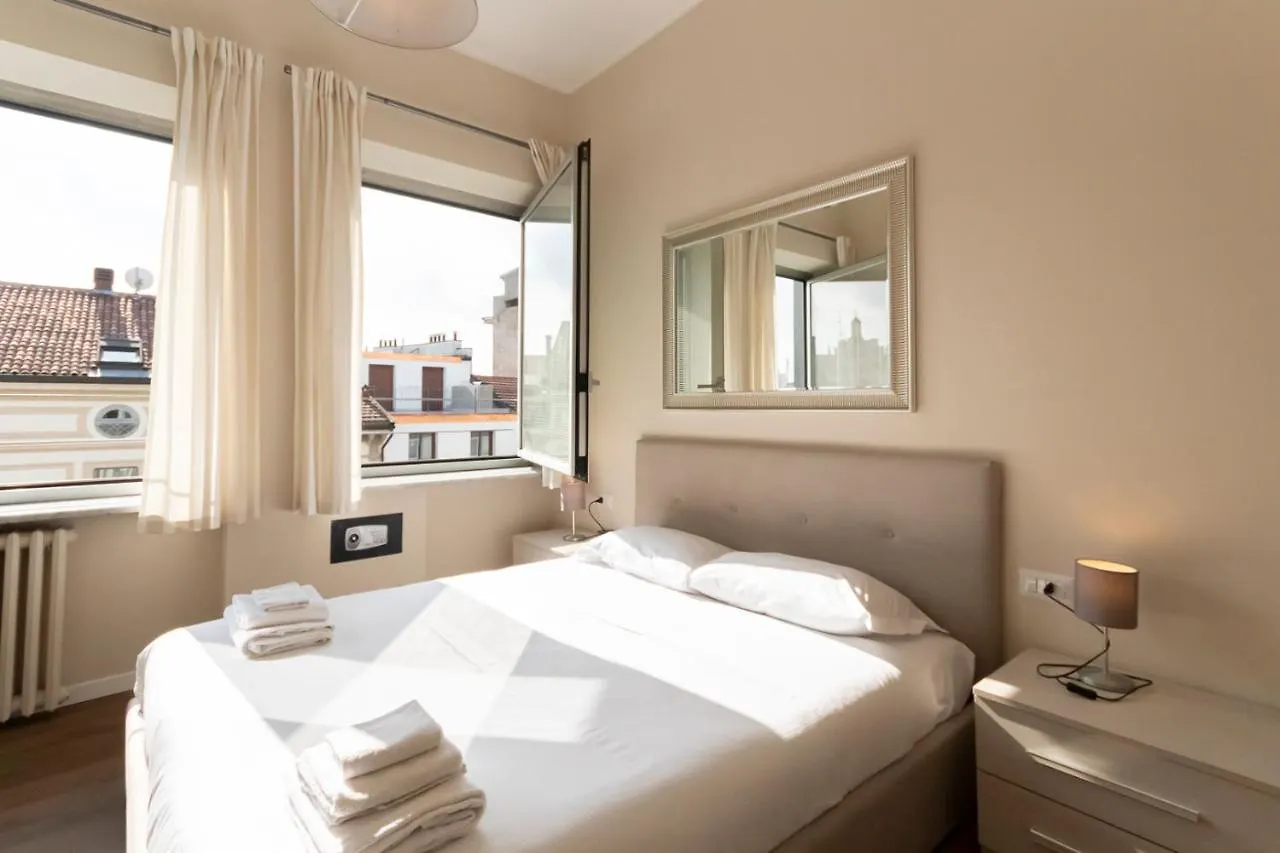 Via Torino Apartment 2 Milán