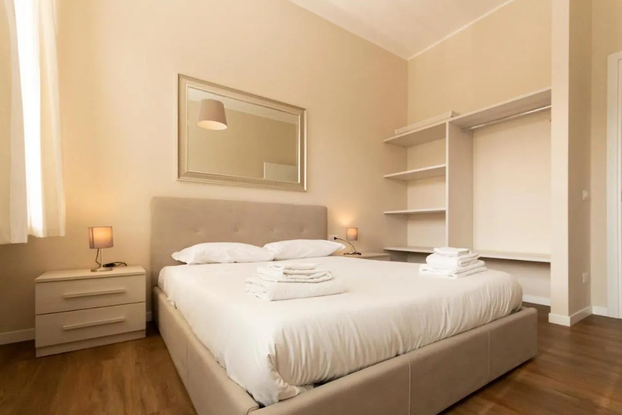Via Torino Apartment 2 Milán