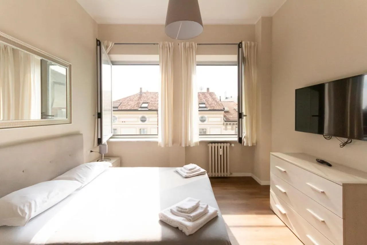 Via Torino Apartment 2 Milán